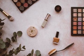 How to Achieve No Makeup look with 6 Products