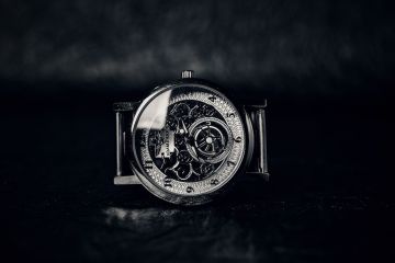 How to Invest in Luxury Watches?: A Guide