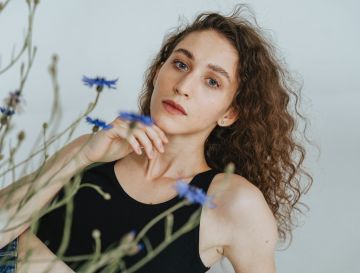 6 Ways To Look Beautiful Without Wearing Makeup