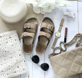 Must-Have Women's Flat Sandals At DSW For Your Summer Wardrobe